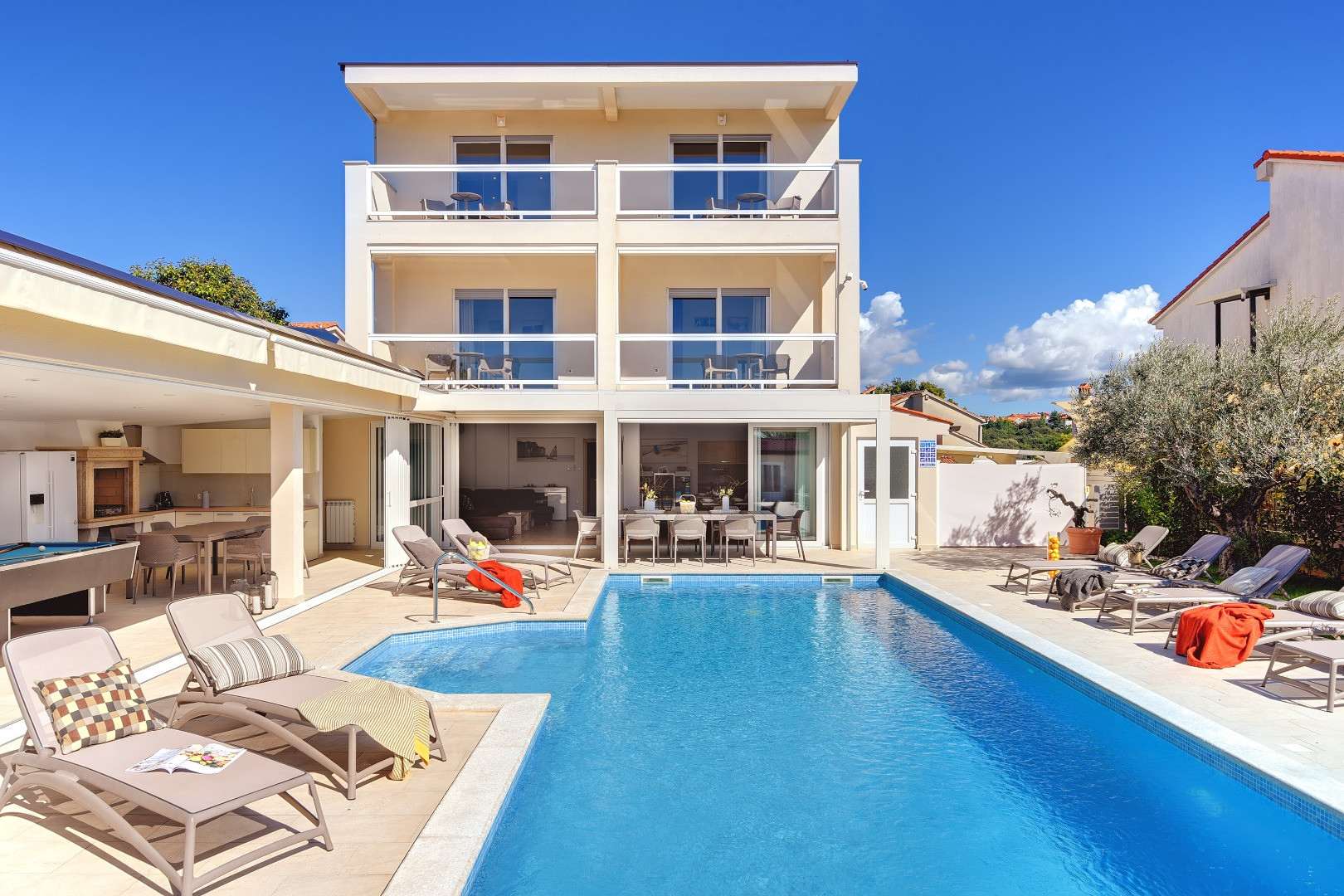 Villa Klen - A perfect villa for a relaxing family holiday, Villa Klen, Pula, Croatia Pula